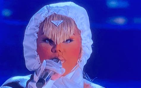 lil kim prada hat|Lil’ Kim Rocks “Prada Bangs” During BET Awards Performance.